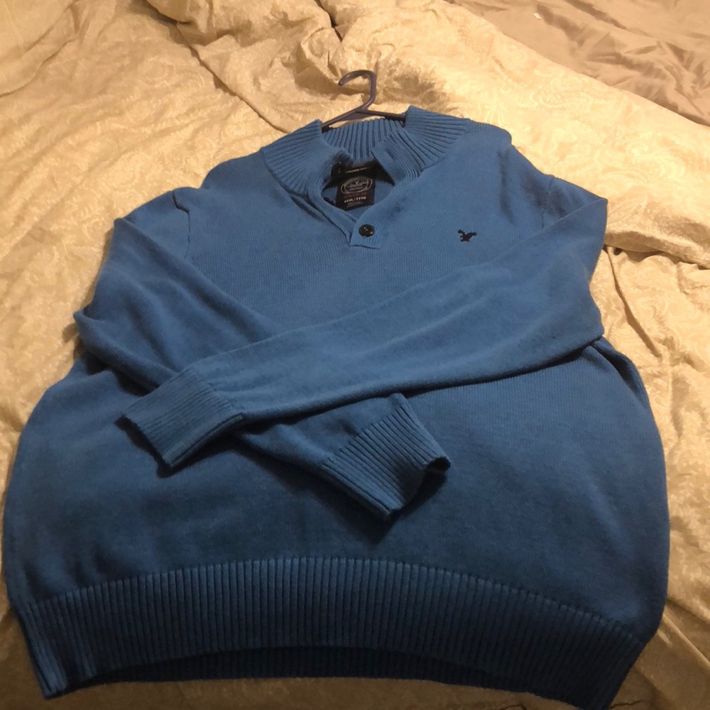 NWOT American Eagle sweater blue
